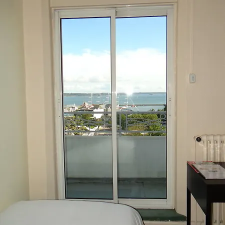 Cit'hotel Centre Gare Hotel 3*